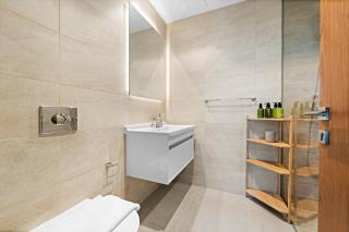 VayK - Chic Marina-Front 1BR Apartment in a Luxurious Location - 7