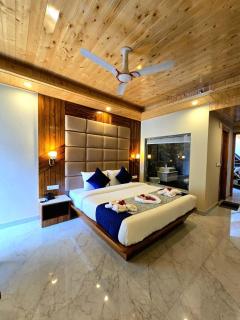 The Himalayan Queen Manali - Jāmb - 7