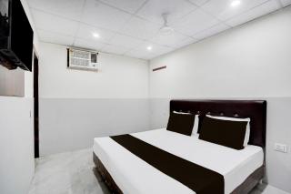 Spot ON Royal Haweli Guest House - Ghaziabad - 6