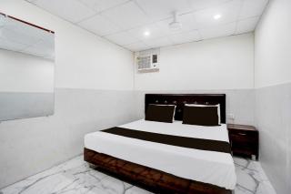 Spot ON Royal Haweli Guest House - Ghaziabad - 9