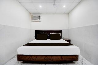 Spot ON Royal Haweli Guest House - Ghaziabad - 8