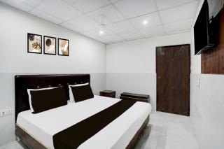 Spot ON Royal Haweli Guest House - Ghaziabad - 5