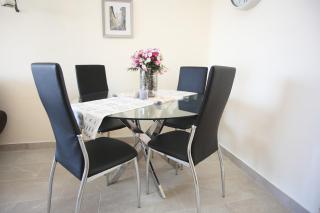 Sunny Coral Bay Village house - 5