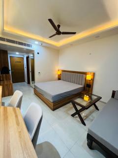 Moonpath Stays - Lucknow - 2