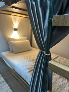 The Roof Tiles Hostel - Ho Chi Minh - 5