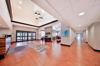 Hampton Inn & Suites by Hilton Seattle/Kent - Kent - 5