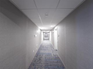 Hampton Inn & Suites by Hilton Seattle/Kent - Kent - 4