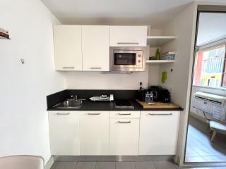 ApartHotel Riviera - MALONAT 3 - Grand Studio très calme -Old Town Promenade des Anglais - Nizza - 2