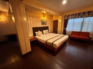 Orangepetal Comfort Himalayan Resort, Darjeeling - Darjeeling - 1