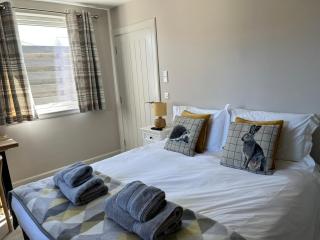 Dune House, Golf Road, Dornoch 5x Bedrooms - 1
