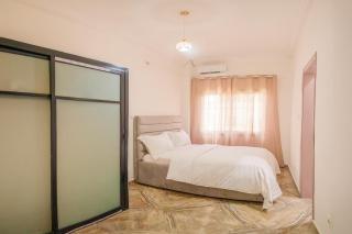 Meublé Hohaaa à Bonapriso - ANICET NEMANI - 2