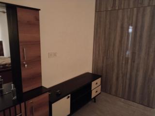 Corner villa - - 0