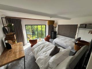 Inviting 5-Bed House with fishing lake in Devizes - Devizes - 8