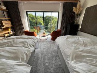 Inviting 5-Bed House with fishing lake in Devizes - Devizes - 6