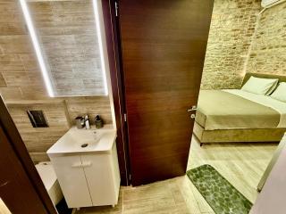 TRAVELLERS CORFU TOWN Luxury Suites, Studios & Apartments - Agios Rokkos - 7