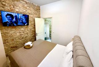 TRAVELLERS CORFU TOWN Luxury Suites, Studios & Apartments - Agios Rokkos - 2