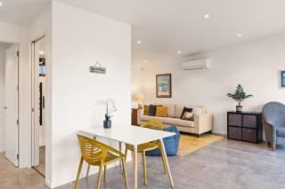 120m to Wainui Beach - Modern Coastal Unit - Gisborne - 5
