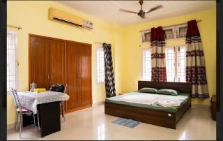 Baruahs Inn 4 - Guwahati - 2