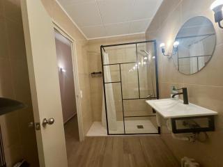CozyCatalonia - Suite Apartment at Can Setmanes Central Blanes - 2