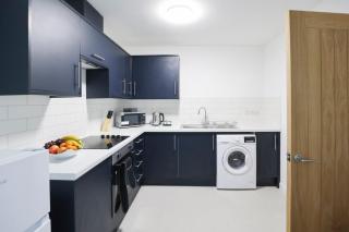 1-Bed Apt, Sofa Bed & Kitchen - Birmingham - 3