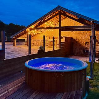 Gîte Au Pradin échappée nature et détente spa - 0