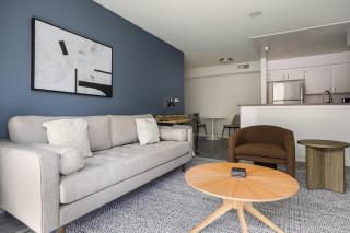 Blueground Sherman Oaks view nr Lake Balboa LAX-1362 - Los Angeles - 8
