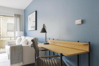 Blueground Sherman Oaks view nr Lake Balboa LAX-1362 - Los Angeles - 7