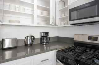 Blueground Sherman Oaks view nr Lake Balboa LAX-1362 - Los Angeles - 3