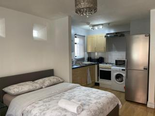 Central Studio apartment - Royal Tunbridge Wells - 7