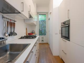 Sant'Agostino-Centro near M2 - Milan - 8