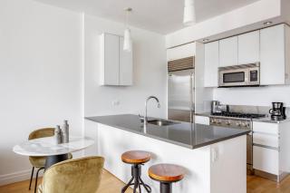 Blueground Hells Kitchen city view nr Central Park NYC-1506 - New York - 4