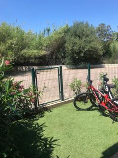 Grand Studio rez de jardin avec parking à 5 min à pieds de la mer et commerces - Calvi - 9
