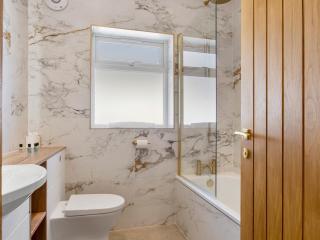 Newly Renovated Luxury Bungalow Pass the Keys - Ulverston - 7