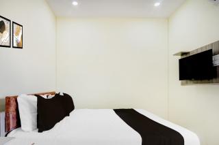 Hotel O Century grand luxury rooms - Warangal - 1