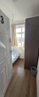 Newland House, Serviced Accommodation - Frodingham - 7