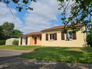 La Casa - Gîte familal - 15min from Puy duFou - Mauléon - 8