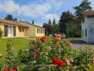 La Casa - Gîte familal - 15min from Puy duFou - Mauléon - 9