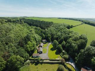 Quiet, Countryside Retreat, Spreacombe Gardens near Woolacombe - Braunton - 0