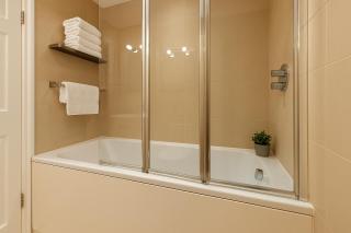 Stay in Marble Arch - 1