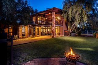 Sturt Desert Pea House -  - 0