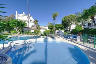 2045 Golden Beach Apartment Steps from the Sea - Marbella - 0