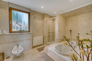 3077 Luxury Villa with Pool and Views in Elviria, - 3