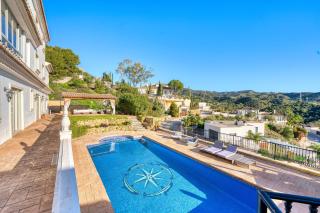 3077 Luxury Villa with Pool and Views in Elviria, - Marbella - 4