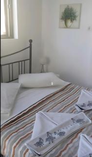 Mouria Studio B - Kithnos - 1