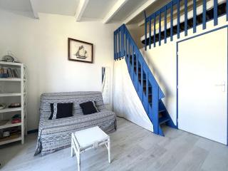 Appartement La Pinède avec Terrasse, clim et parking - GN320-124 - 5