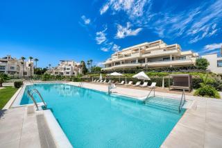 3001 Velaya Beachfront Luxury Apartment - 4