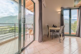 Brezza del Lario Monolocale con soppalco vista Lago by Varenna Holidays - Dervio - 6