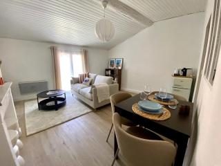 Loft du Mistral Charme Cinéma Allauch - 7