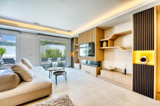 3004 Luxury Modern Villa with Pool - 4