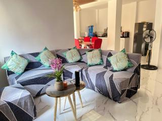 Loven Transient House - Dauis - 1